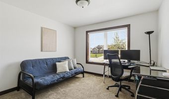 2660 W FALLEN OAK Dr, Appleton, WI 54913