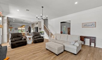 200 Colonel Burt Dr, Benton, LA 71006