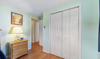 272 Westwoods Ter, Bristol, CT 06010