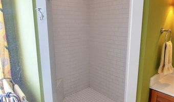 272 Eagle Point Dr, Austin, KY 42123