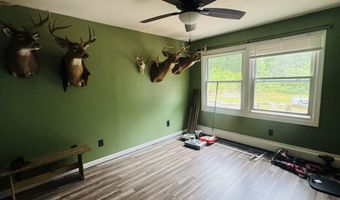 41 Little River Ln, Canterbury, CT 06331