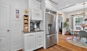 643 Delaware Ave, Albany, NY 12209