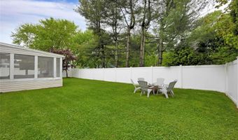 54 Bryan Ave, Amityville, NY 11701