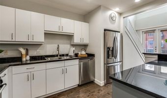 5055 Addison Cir 410, Addison, TX 75001