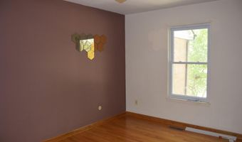 3393 Burbank Dr, Ann Arbor, MI 48105