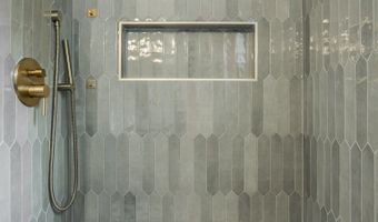 8740 Royal Meadow Dr, Indianapolis, IN 46217