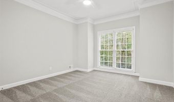 3425 Kingsland Cir, Berkeley Lake, GA 30096