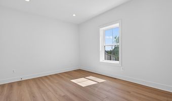 861 N MANCHESTER St, Arlington, VA 22205