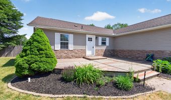 1990 Oak Leaf Dr, Adrian, MI 49221