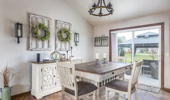 W5724 JOCHMANN Drive, Appleton, WI 54915