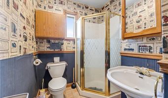 405 N Main St, Alma, WI 54610