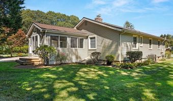 85 Gateway Rd, North Kingstown, RI 02852