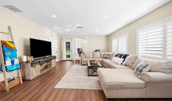2220 Dippon Ln, Escondido, CA 92027