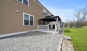 172 Downing Dr, Attleboro, MA 02703