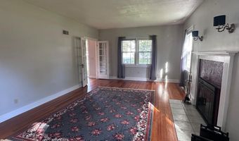 1207 8th St, Aurora, NE 68818