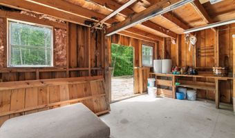 556 N Bennington Rd, Bennington, NH 03442