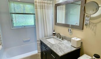 804 22nd St NW, Austin, MN 55912