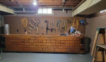 1230 N SUPERIOR St, Antigo, WI 54409