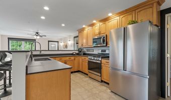 32 Rapha Pl, Augusta, ME 04330