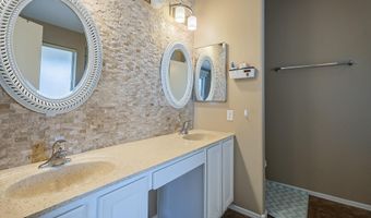 1302 N BOGLE Ave, Chandler, AZ 85225