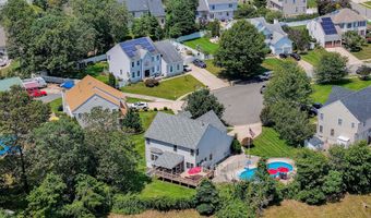 5 Overlook Ct, Bayville, NJ 08721