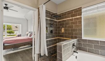 502 Hilltop Dr, Anna, TX 75409