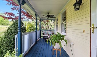 55 Robinson Ln, Barrington, NH 03825
