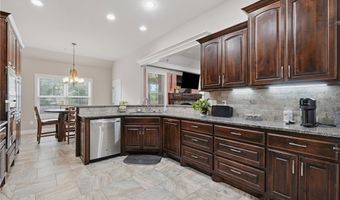 3705 SW Banbury Dr, Bentonville, AR 72713