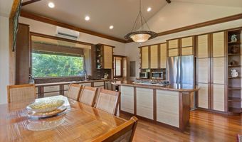 630 E Kuiaha Rd, Haiku, HI 96708