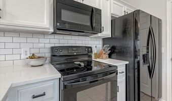 21855 Pioneer Cir, Edmond, OK 73012