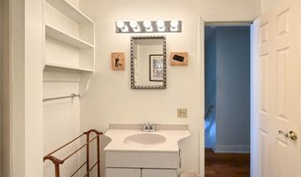 2642 Remington Rd, Utica, NY 13501