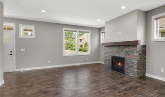15590 Duck Trail Ln, Apple Valley, MN 55124