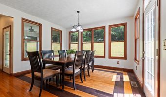 445 Fudges Creek Rd, Barboursville, WV 25504