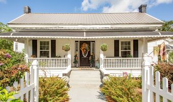 43 Graham Methodist Church Rd, Baxley, GA 31513