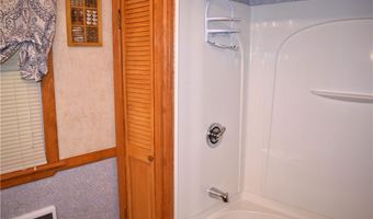 2071 Dewey Rd, Ashtabula, OH 44004