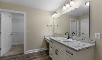 603 S Raccoon Rd 14, Austintown, OH 44515