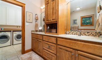 130 Willowbrook Dr, Arapahoe, NC 28510