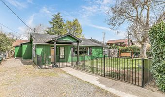 2999 Diane St, Ashland, OR 97520