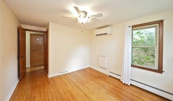 236 N Harvest St, Amherst, NY 14221