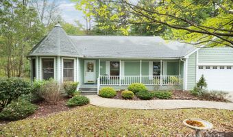 37 New Cross N, Asheville, NC 28805