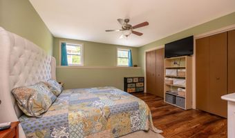 96 Smith Rd, Barnet, VT 05821