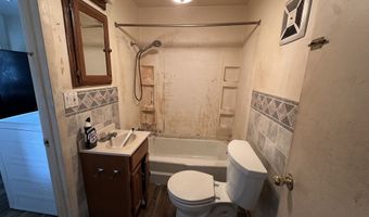 329 E 31st St, Anderson, IN 46016
