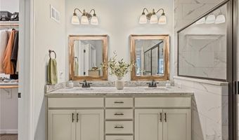 801 155th Ter, Basehor, KS 66007