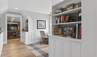 16 Blacks Lndg, Belfast, ME 04915
