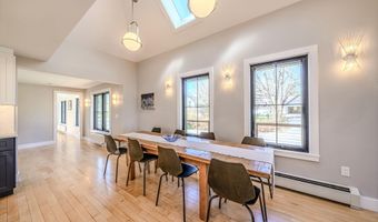 16 Cottage St, Belfast, ME 04915