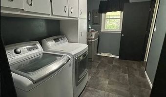 226 W. Terminal St, Albion, IL 62806