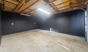 1135 1ST St NE, Bandon, OR 97411