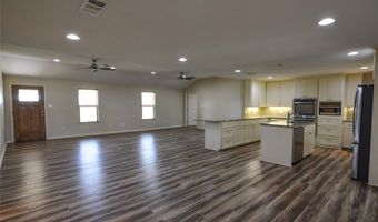 322 Hcr 2320, Abbott, TX 76621