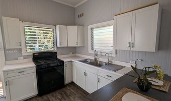 3853 Keanu St B, Honolulu, HI 96816