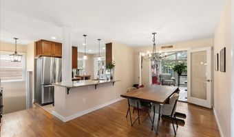 7408 CONVAIR Dr, Alexandria, VA 22306